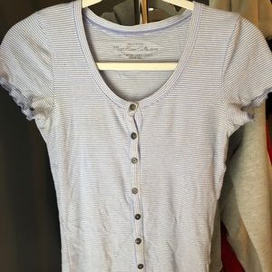 hollister white and lavender striped t shirt